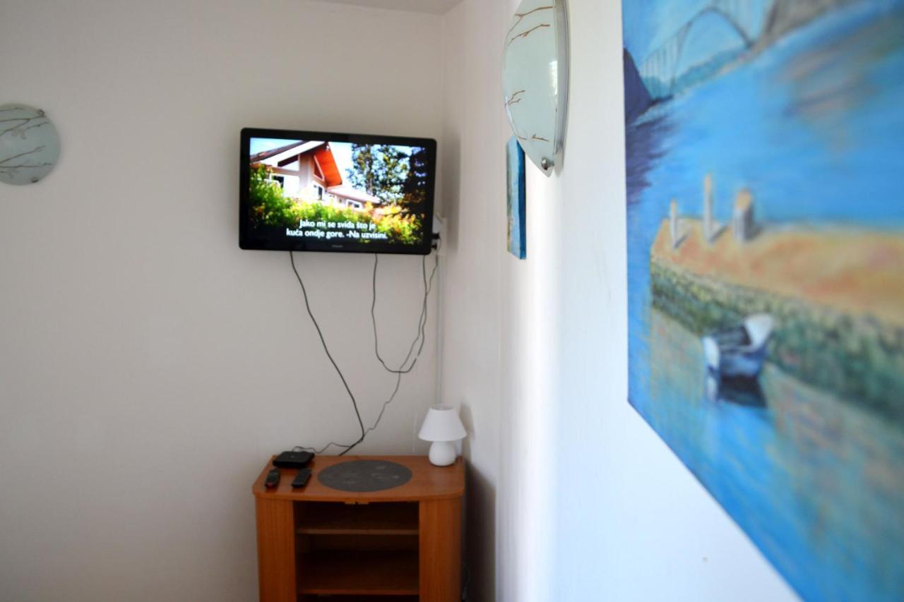 Bright And Charming Studio Apartment Риека Экстерьер фото